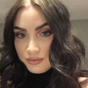 Meet your Posher, Natalia